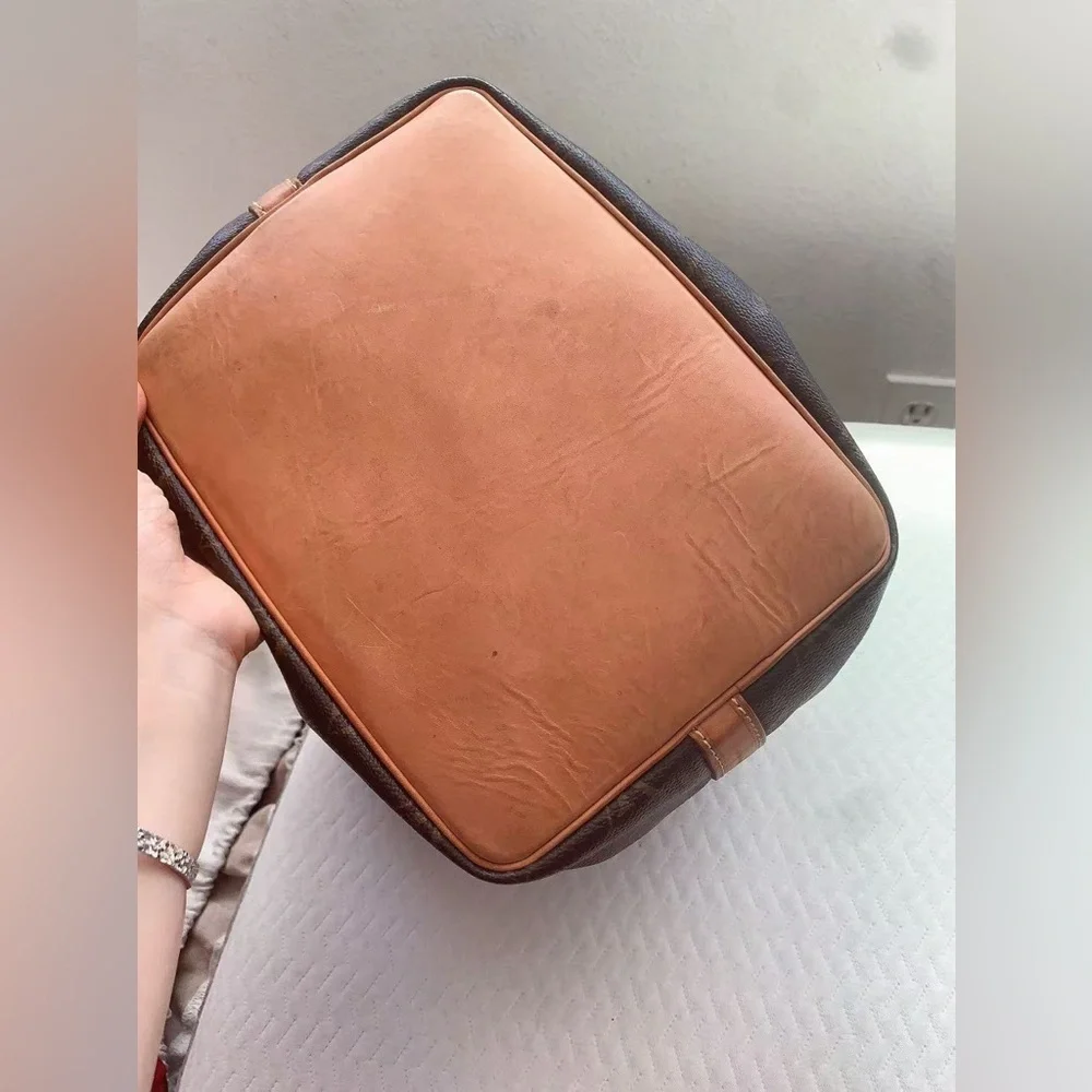 Louis Vuitton Petit Noé Monogram Bucket Bag Made in‎ France 2015